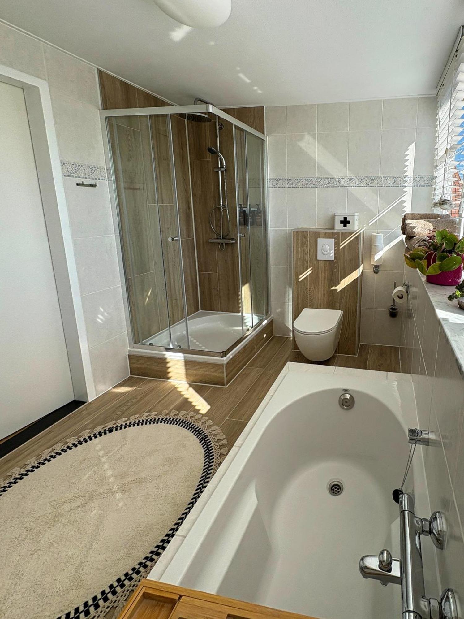 B&B Dijkhuis Vrouwenpolder Buitenkant foto